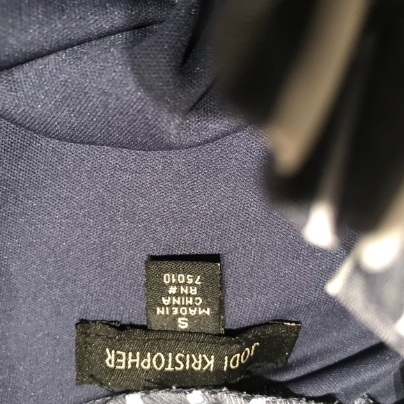 Off the shoulder dress - Picture 4 of 4